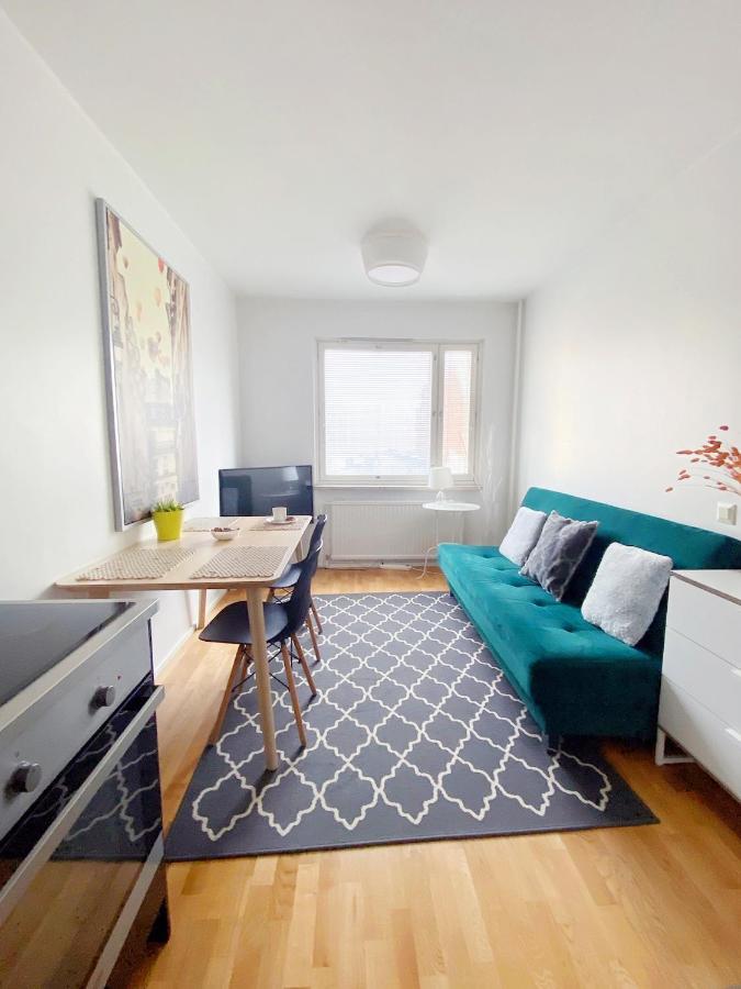 Scandinavian Modern 34 1br Center In Kamppi Tyoemiehenkatu Helsinki