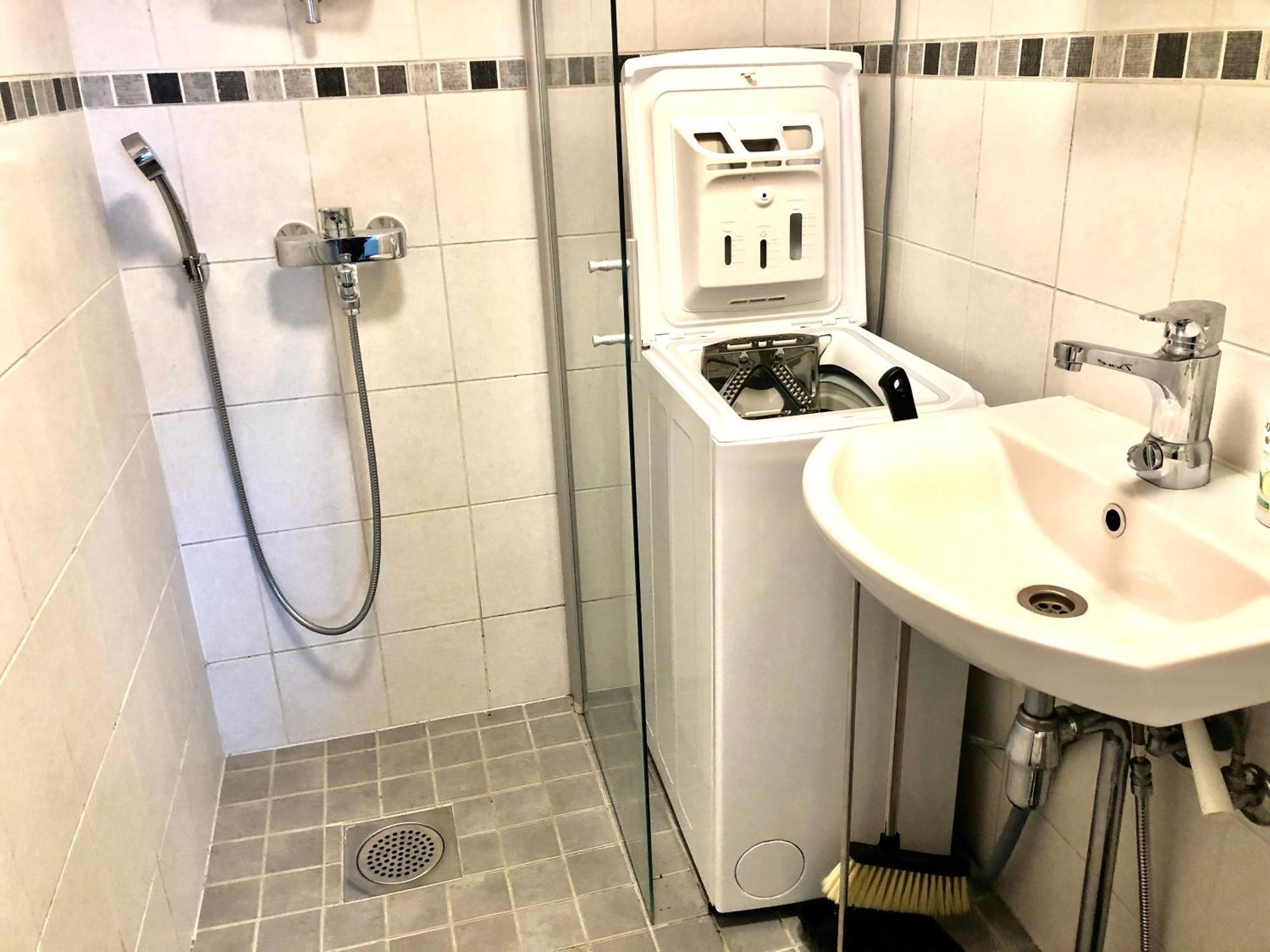 Scandinavian Modern 34 1br Center In Kamppi Tyoemiehenkatu Appartement Helsinki